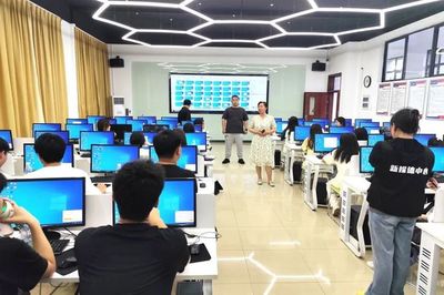 課程建設與教育軟件開發(fā) 數字化教育的雙輪驅動